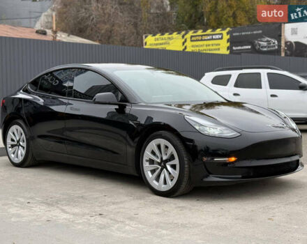 Чорний Тесла Модель 3, об'ємом двигуна 0 л та пробігом 36 тис. км за 19500 $, фото 2 на Automoto.ua