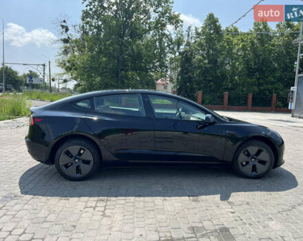 Чорний Тесла Модель 3, об'ємом двигуна 0 л та пробігом 49 тис. км за 23700 $, фото 3 на Automoto.ua