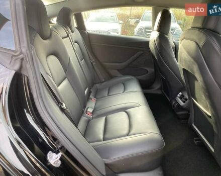 Чорний Тесла Модель 3, об'ємом двигуна 0 л та пробігом 49 тис. км за 20600 $, фото 13 на Automoto.ua