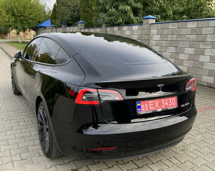 Чорний Тесла Модель 3, об'ємом двигуна 0 л та пробігом 31 тис. км за 25100 $, фото 11 на Automoto.ua