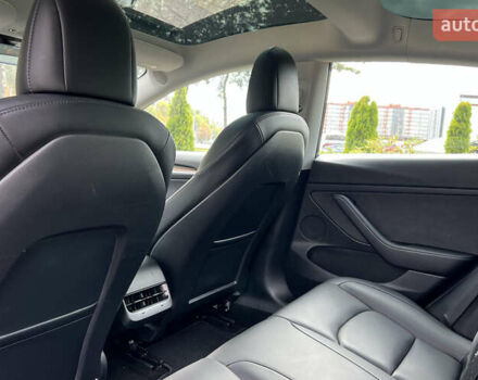 Тесла Модель 3 2022 у Львові на Automoto.ua Чорний Тесла Модель 3, об'ємом двигуна 0 л та пробігом 66 тис. км за 22750 $, фото 19 на Automoto.ua