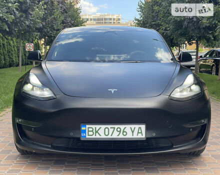 Чорний Тесла Модель 3, об'ємом двигуна 0 л та пробігом 19 тис. км за 56199 $, фото 9 на Automoto.ua