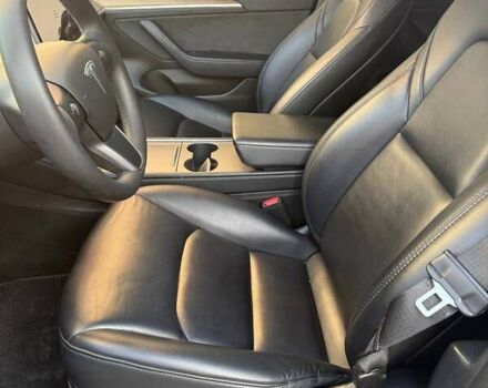 Чорний Тесла Модель 3, об'ємом двигуна 0 л та пробігом 92 тис. км за 21000 $, фото 18 на Automoto.ua