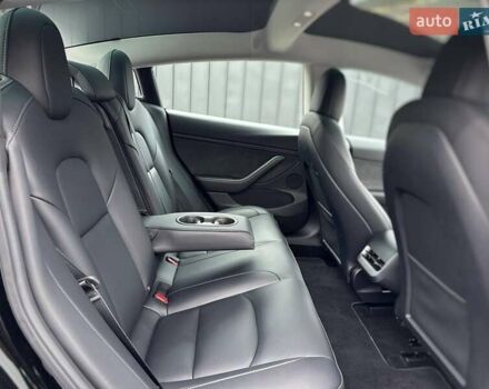 Чорний Тесла Модель 3, об'ємом двигуна 0 л та пробігом 45 тис. км за 25000 $, фото 23 на Automoto.ua