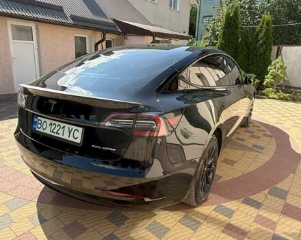 Чорний Тесла Модель 3, об'ємом двигуна 0 л та пробігом 41 тис. км за 24500 $, фото 4 на Automoto.ua