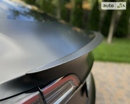 Черный Тесла Модель 3, объемом двигателя 0 л и пробегом 19 тыс. км за 56199 $, фото 20 на Automoto.ua