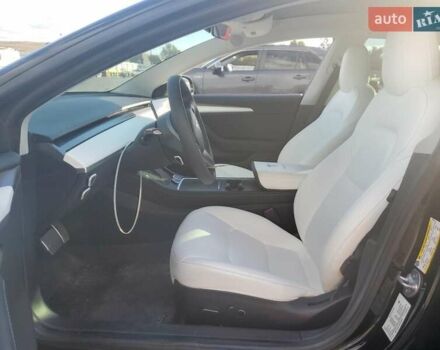 Чорний Тесла Модель 3, об'ємом двигуна 0 л та пробігом 67 тис. км за 5500 $, фото 6 на Automoto.ua