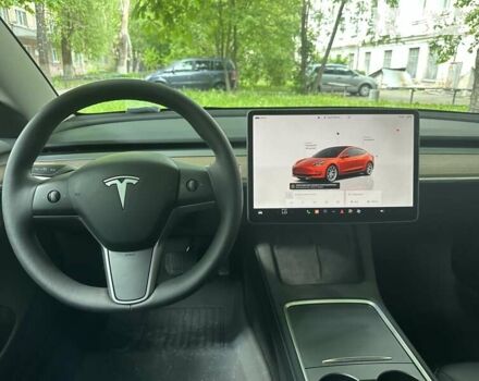 Чорний Тесла Модель 3, об'ємом двигуна 0 л та пробігом 9 тис. км за 18900 $, фото 17 на Automoto.ua