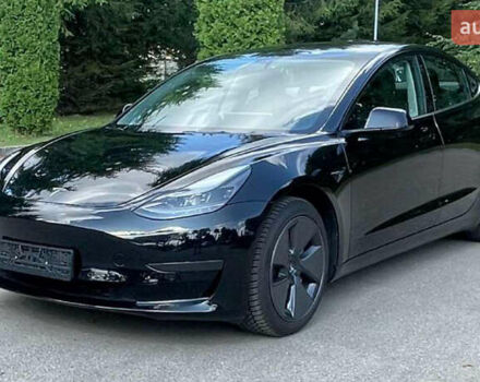 Чорний Тесла Модель 3, об'ємом двигуна 0 л та пробігом 117 тис. км за 16100 $, фото 2 на Automoto.ua