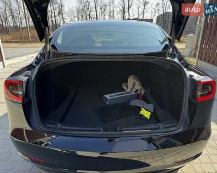 Черный Тесла Модель 3, объемом двигателя 0 л и пробегом 60 тыс. км за 23999 $, фото 13 на Automoto.ua