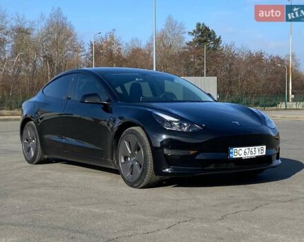 Чорний Тесла Модель 3, об'ємом двигуна 0 л та пробігом 27 тис. км за 21990 $, фото 3 на Automoto.ua