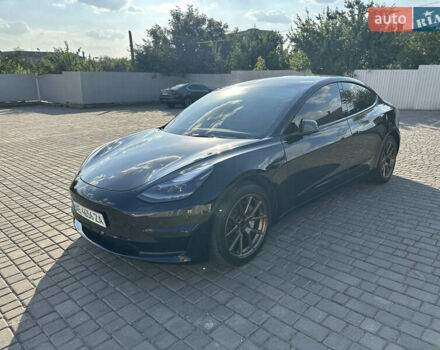 Черный Тесла Модель 3, объемом двигателя 0 л и пробегом 46 тыс. км за 24200 $, фото 12 на Automoto.ua
