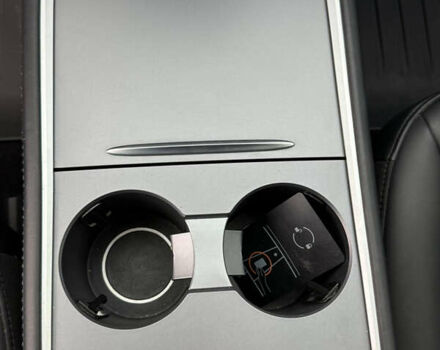 Черный Тесла Модель 3, объемом двигателя 0 л и пробегом 116 тыс. км за 20999 $, фото 50 на Automoto.ua