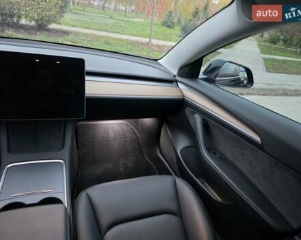 Чорний Тесла Модель 3, об'ємом двигуна 0 л та пробігом 38 тис. км за 24000 $, фото 37 на Automoto.ua