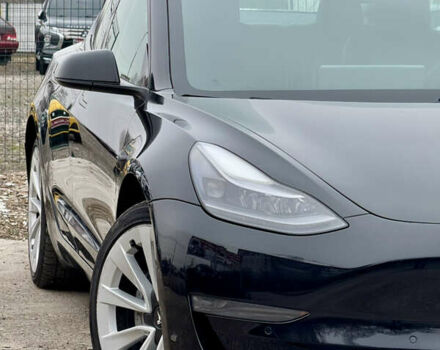 Чорний Тесла Модель 3, об'ємом двигуна 0 л та пробігом 160 тис. км за 17999 $, фото 65 на Automoto.ua