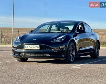 Черный Тесла Модель 3, объемом двигателя 0 л и пробегом 14 тыс. км за 19999 $, фото 19 на Automoto.ua