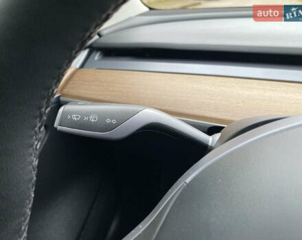 Чорний Тесла Модель 3, об'ємом двигуна 0 л та пробігом 146 тис. км за 20800 $, фото 26 на Automoto.ua