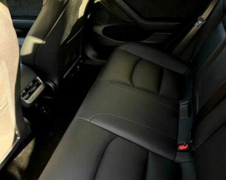 Чорний Тесла Модель 3, об'ємом двигуна 0 л та пробігом 46 тис. км за 11300 $, фото 14 на Automoto.ua