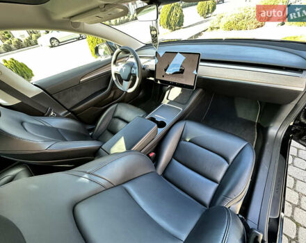 Черный Тесла Модель 3, объемом двигателя 0 л и пробегом 55 тыс. км за 25000 $, фото 13 на Automoto.ua