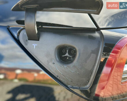 Черный Тесла Модель 3, объемом двигателя 0 л и пробегом 55 тыс. км за 25000 $, фото 9 на Automoto.ua