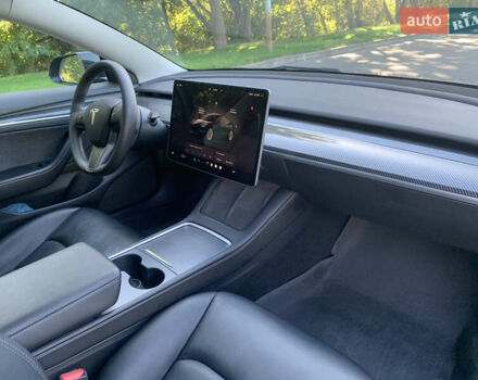 Тесла Модель 3 2022 в Киеве на Automoto.ua Черный Тесла Модель 3, объемом двигателя 0 л и пробегом 93 тыс. км за 19950 $, фото 18 на Automoto.ua