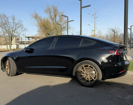Черный Тесла Модель 3, объемом двигателя 0 л и пробегом 88 тыс. км за 22500 $, фото 2 на Automoto.ua