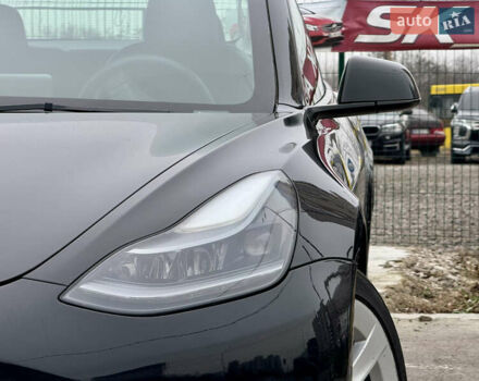 Чорний Тесла Модель 3, об'ємом двигуна 0 л та пробігом 160 тис. км за 17999 $, фото 54 на Automoto.ua