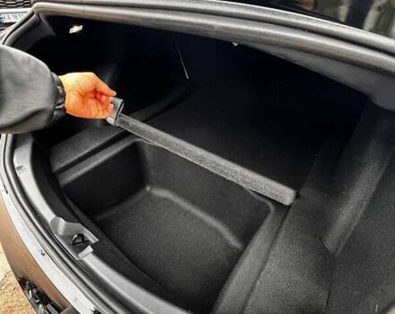 Черный Тесла Модель 3, объемом двигателя 0 л и пробегом 69 тыс. км за 21000 $, фото 15 на Automoto.ua