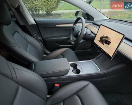 Чорний Тесла Модель 3, об'ємом двигуна 0 л та пробігом 38 тис. км за 24000 $, фото 23 на Automoto.ua