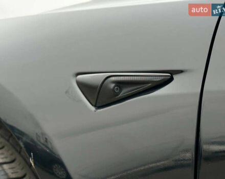 Чорний Тесла Модель 3, об'ємом двигуна 0 л та пробігом 36 тис. км за 19500 $, фото 11 на Automoto.ua