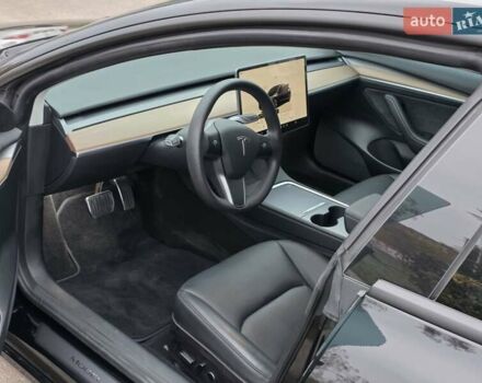 Чорний Тесла Модель 3, об'ємом двигуна 0 л та пробігом 38 тис. км за 24000 $, фото 17 на Automoto.ua