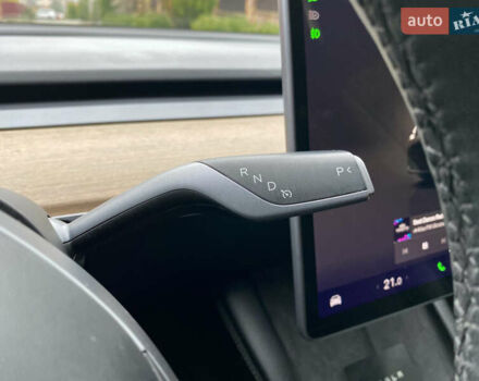 Чорний Тесла Модель 3, об'ємом двигуна 0 л та пробігом 146 тис. км за 20800 $, фото 25 на Automoto.ua