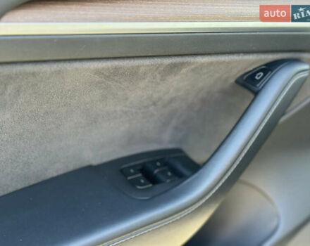 Черный Тесла Модель 3, объемом двигателя 0 л и пробегом 55 тыс. км за 25000 $, фото 17 на Automoto.ua