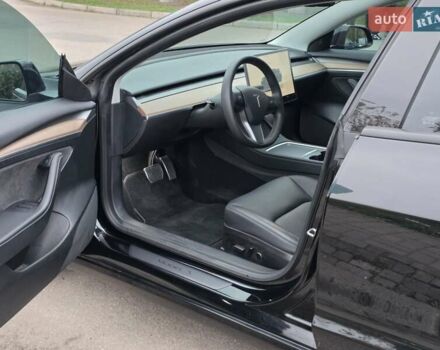 Чорний Тесла Модель 3, об'ємом двигуна 0 л та пробігом 38 тис. км за 24000 $, фото 16 на Automoto.ua