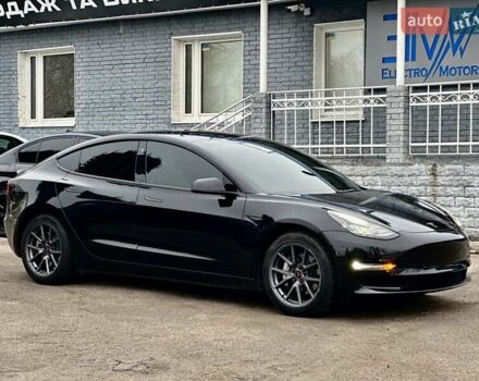 Черный Тесла Модель 3, объемом двигателя 0 л и пробегом 56 тыс. км за 23700 $, фото 1 на Automoto.ua