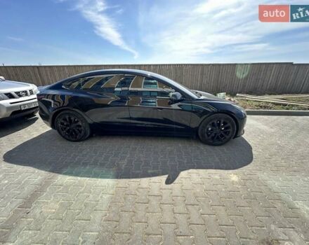 Чорний Тесла Модель 3, об'ємом двигуна 0 л та пробігом 47 тис. км за 22800 $, фото 1 на Automoto.ua