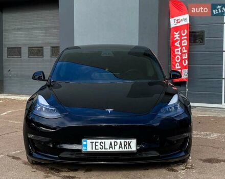 Тесла Модель 3 2022 у Києві на Automoto.ua Чорний Тесла Модель 3, об'ємом двигуна 0 л та пробігом 44 тис. км за 25500 $, фото 2 на Automoto.ua