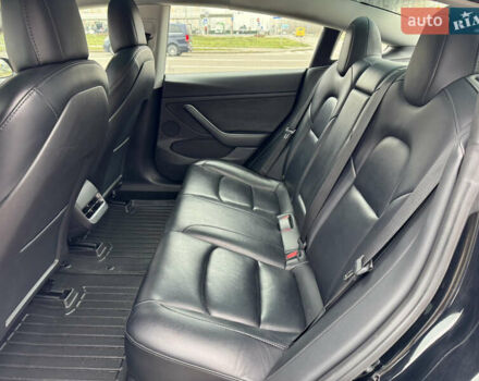 Чорний Тесла Модель 3, об'ємом двигуна 0 л та пробігом 160 тис. км за 17999 $, фото 30 на Automoto.ua