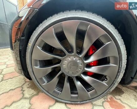 Черный Тесла Модель 3, объемом двигателя 0 л и пробегом 28 тыс. км за 25000 $, фото 9 на Automoto.ua