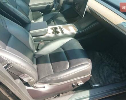 Черный Тесла Модель 3, объемом двигателя 0 л и пробегом 202 тыс. км за 17000 $, фото 12 на Automoto.ua