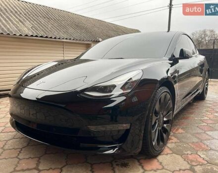 Черный Тесла Модель 3, объемом двигателя 0 л и пробегом 28 тыс. км за 25000 $, фото 2 на Automoto.ua