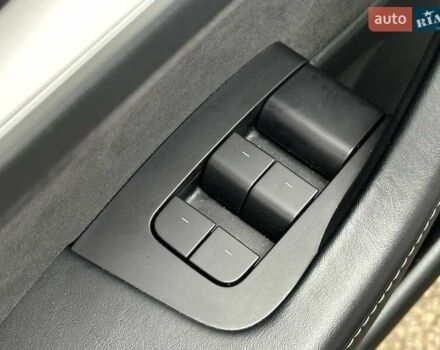 Черный Тесла Модель 3, объемом двигателя 0 л и пробегом 56 тыс. км за 23700 $, фото 21 на Automoto.ua