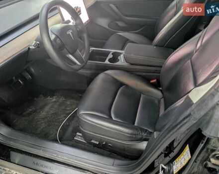 Черный Тесла Модель 3, объемом двигателя 0 л и пробегом 78 тыс. км за 17000 $, фото 8 на Automoto.ua