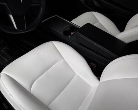 Чорний Тесла Модель 3, об'ємом двигуна 0 л та пробігом 47 тис. км за 22300 $, фото 23 на Automoto.ua