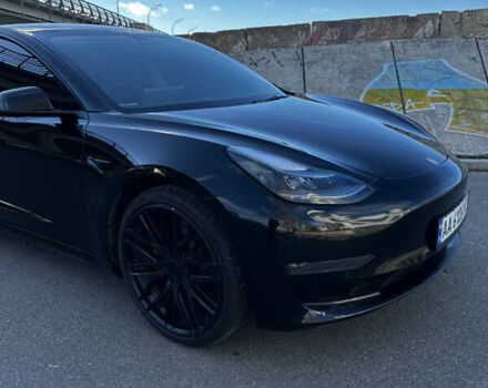 Чорний Тесла Модель 3, об'ємом двигуна 0 л та пробігом 96 тис. км за 22000 $, фото 1 на Automoto.ua