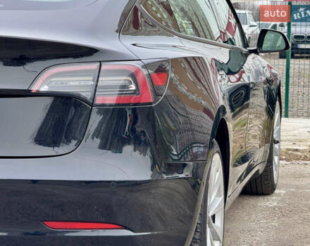 Чорний Тесла Модель 3, об'ємом двигуна 0 л та пробігом 160 тис. км за 17999 $, фото 75 на Automoto.ua