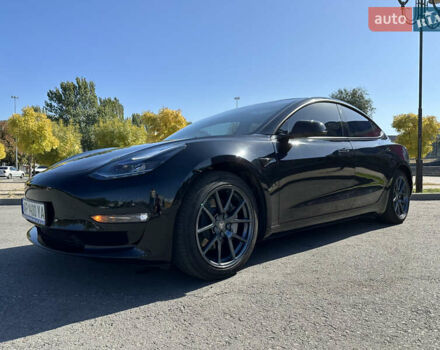 Тесла Модель 3 2022 у Запоріжжя на Automoto.ua Чорний Тесла Модель 3, об'ємом двигуна 0 л та пробігом 25 тис. км за 25499 $, фото 23 на Automoto.ua
