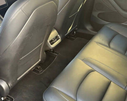 Тесла Модель 3 2022 у Рівному на Automoto.ua Чорний Тесла Модель 3, об'ємом двигуна 0 л та пробігом 78 тис. км за 19800 $, фото 20 на Automoto.ua