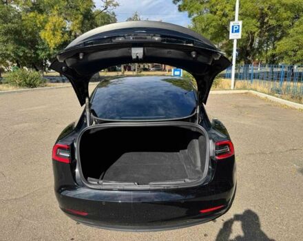 Чорний Тесла Модель 3, об'ємом двигуна 0 л та пробігом 112 тис. км за 24999 $, фото 7 на Automoto.ua