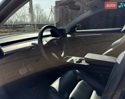 Черный Тесла Модель 3, объемом двигателя 0 л и пробегом 60 тыс. км за 23999 $, фото 24 на Automoto.ua